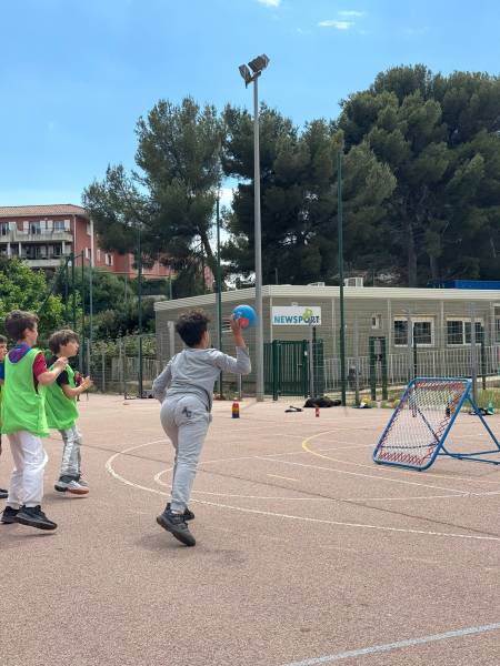 Tchoukball à Carry le Rouet 