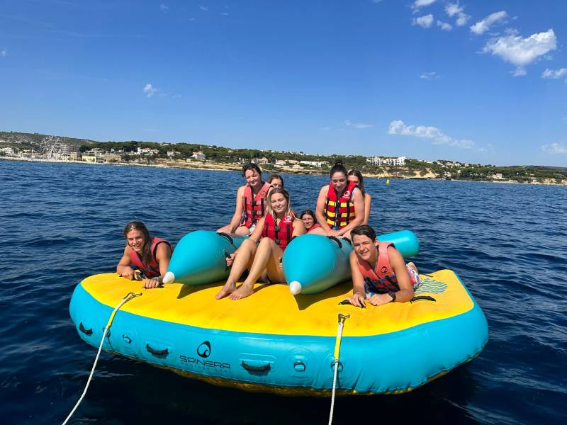 Bouée tractée proche de Martigues 